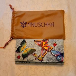 New Anna by Anuschka Three Fold Organizer Wallet.